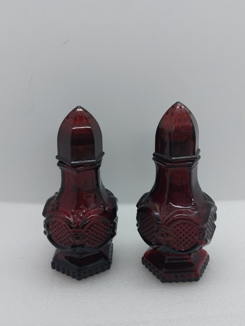 Vintage Avon Ruby Red Cape Cod 1876 Collection Glass Salt & Pepper